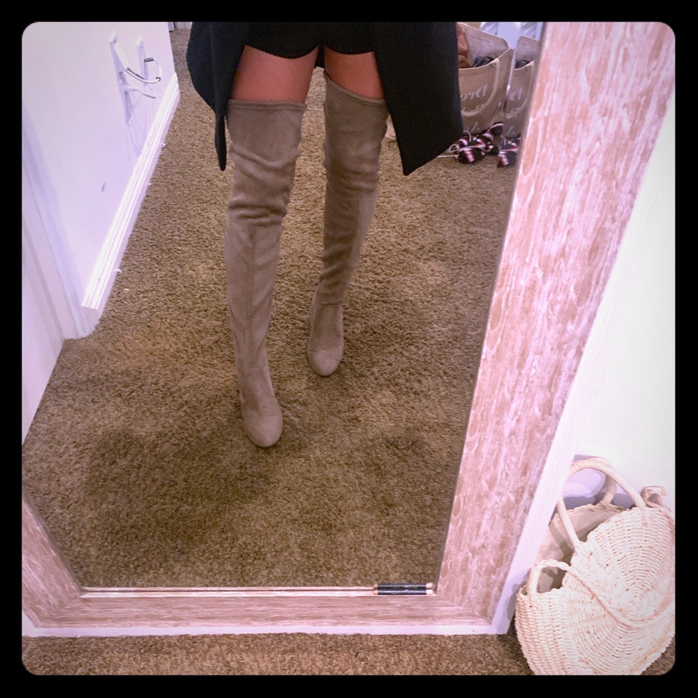 BRAND NEW!!!! Steve Madden Over The Knee boots